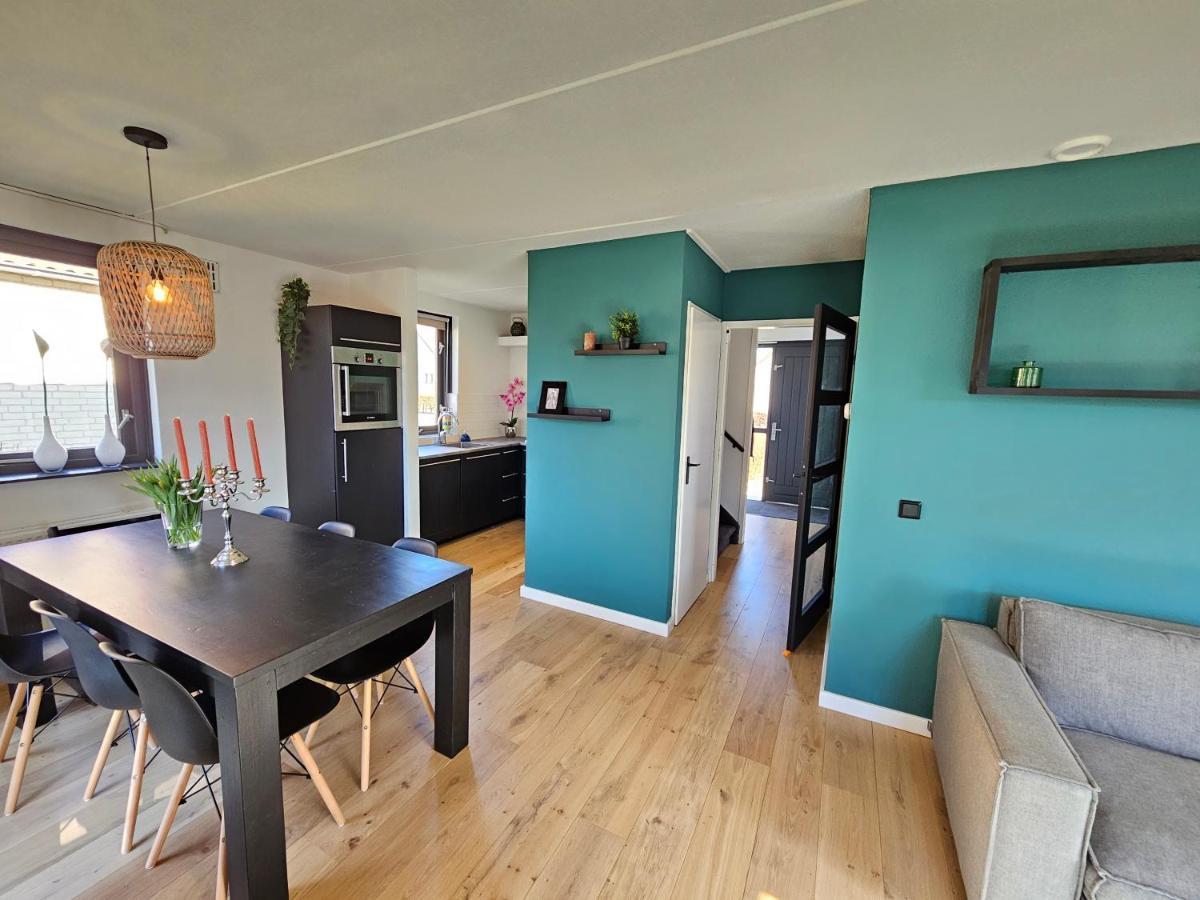 7 Person House With Garden, Firepit, Swimming Lake, Hammock, Child Friendly, In- And Outside Playground, Slide, And Great Coffee Ewijk Extérieur photo