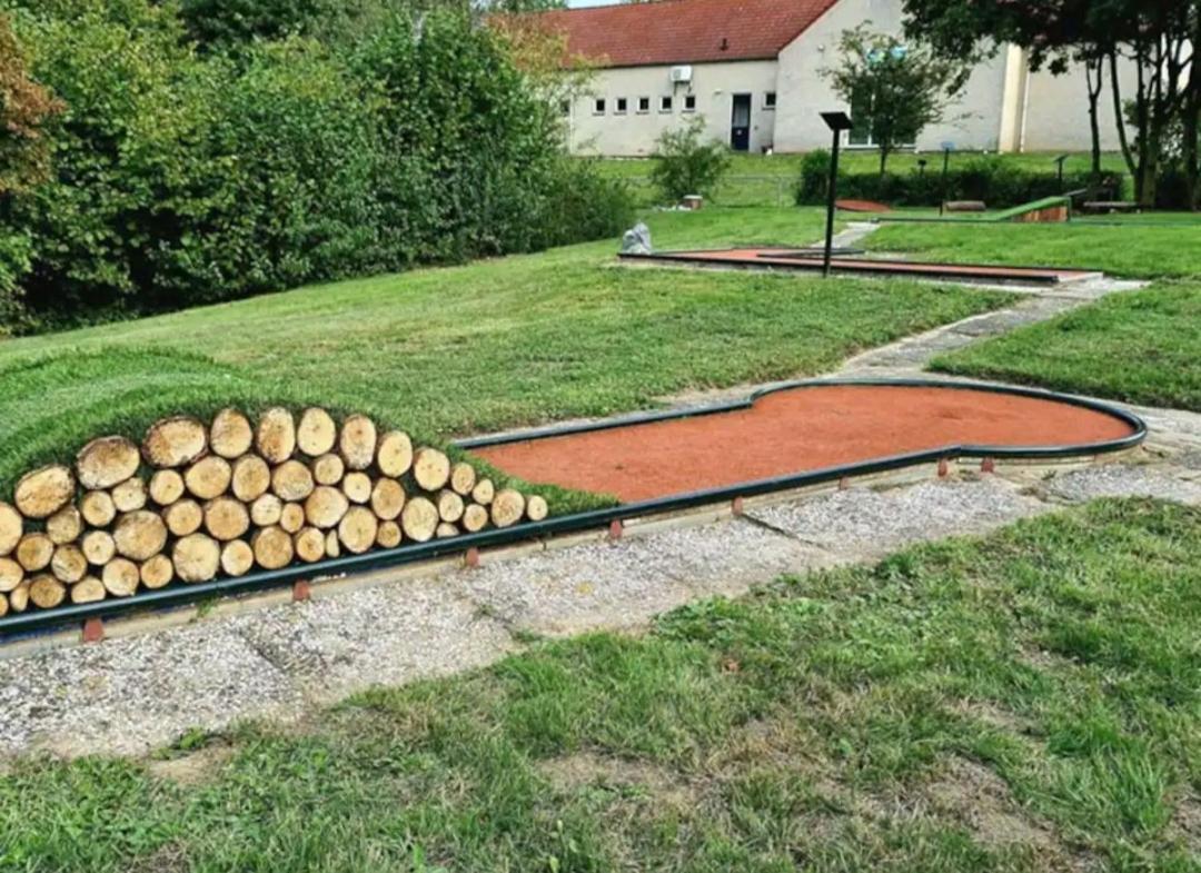 7 Person House With Garden, Firepit, Swimming Lake, Hammock, Child Friendly, In- And Outside Playground, Slide, And Great Coffee Ewijk Extérieur photo