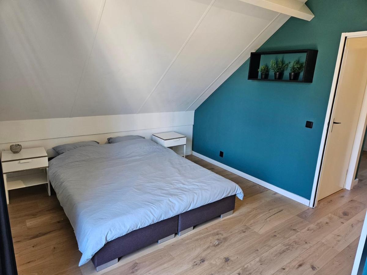 7 Person House With Garden, Firepit, Swimming Lake, Hammock, Child Friendly, In- And Outside Playground, Slide, And Great Coffee Ewijk Extérieur photo