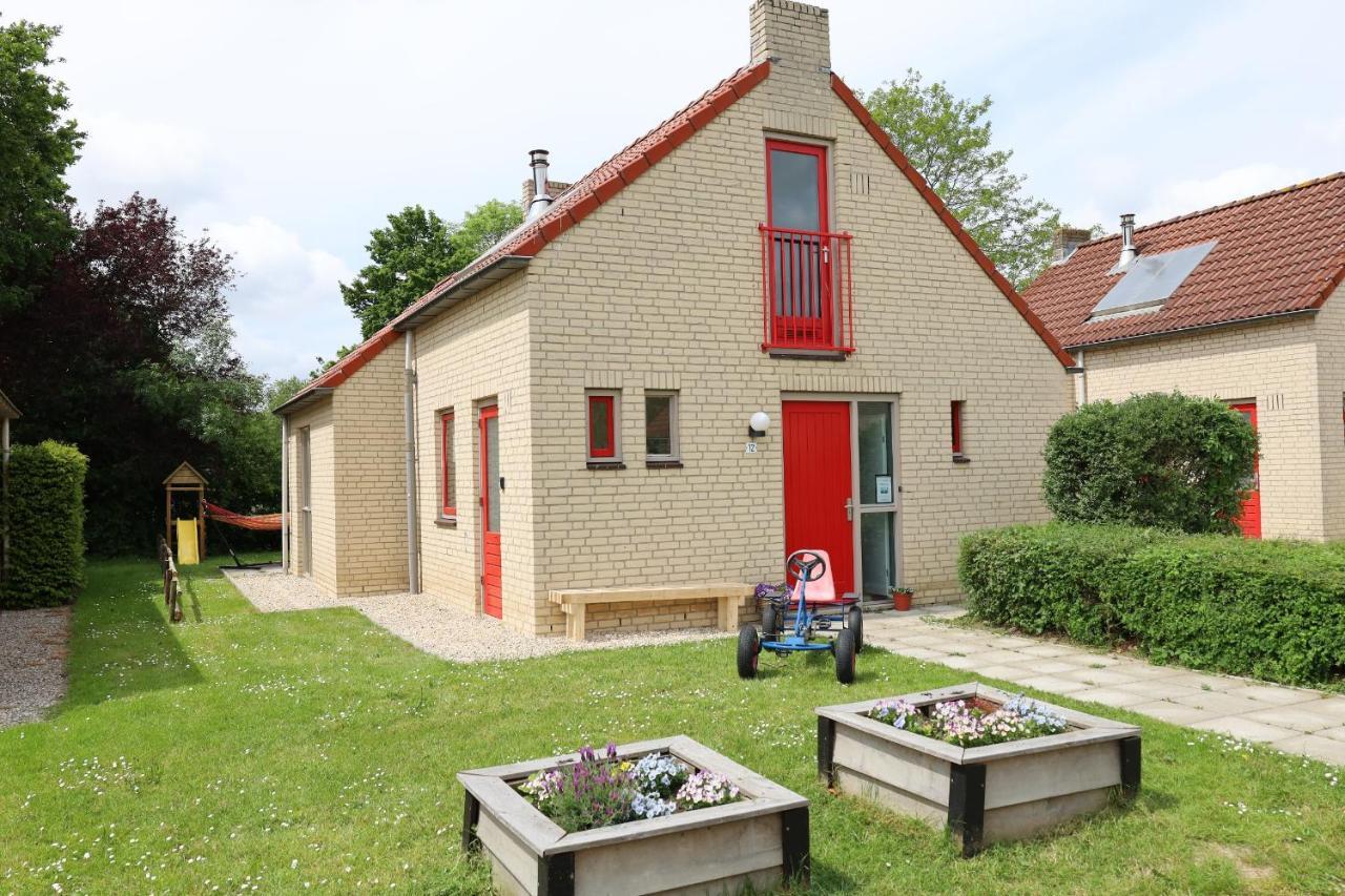 7 Person House With Garden, Firepit, Swimming Lake, Hammock, Child Friendly, In- And Outside Playground, Slide, And Great Coffee Ewijk Extérieur photo